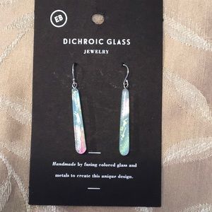 NWT Dichroic Glass silver hanging earrings